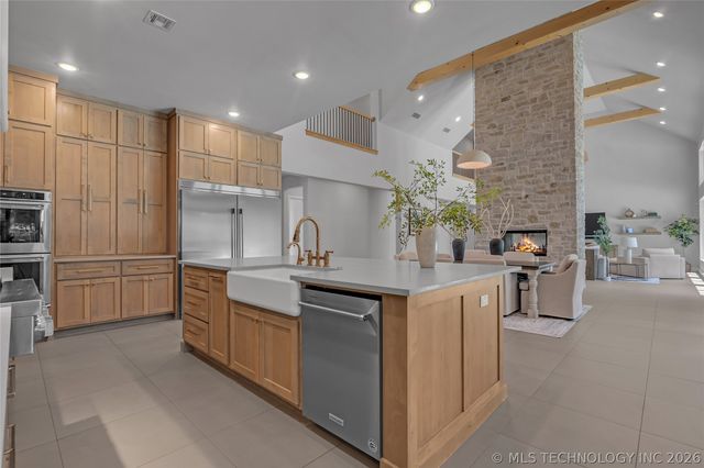 6744 E 123rd Street S, Bixby, OK 74008