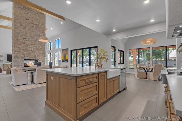 6744 E 123rd Street S, Bixby, OK 74008