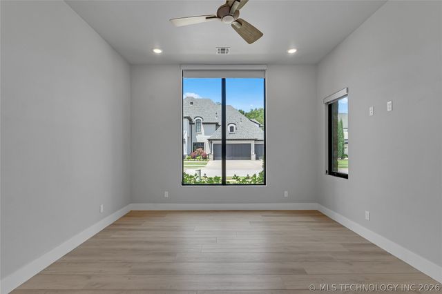 6744 E 123rd Street S, Bixby, OK 74008