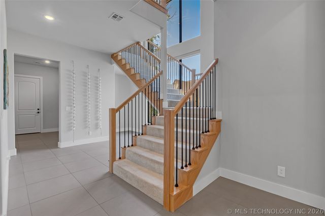6744 E 123rd Street S, Bixby, OK 74008