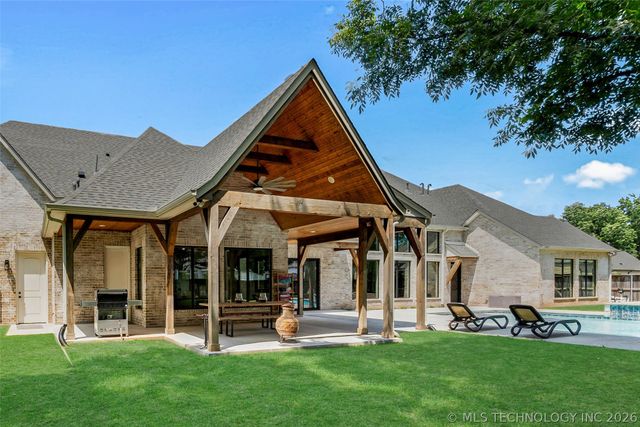 6744 E 123rd Street S, Bixby, OK 74008