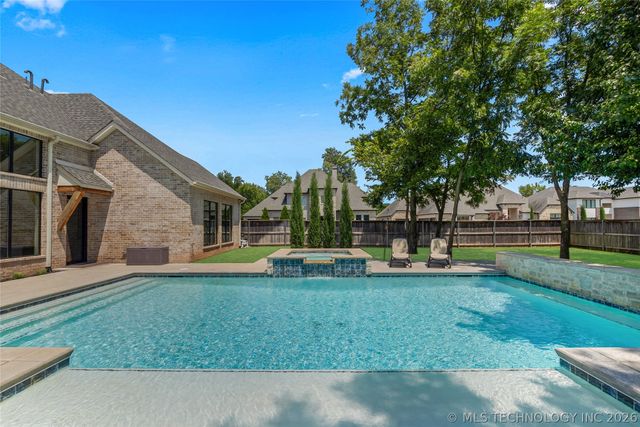 6744 E 123rd Street S, Bixby, OK 74008