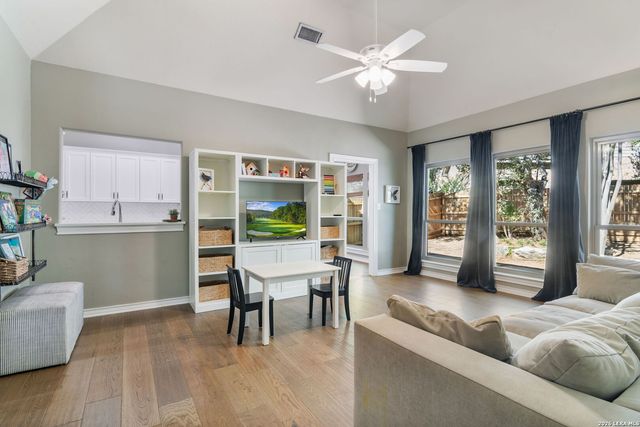 11 Serena, San Antonio, TX 78248