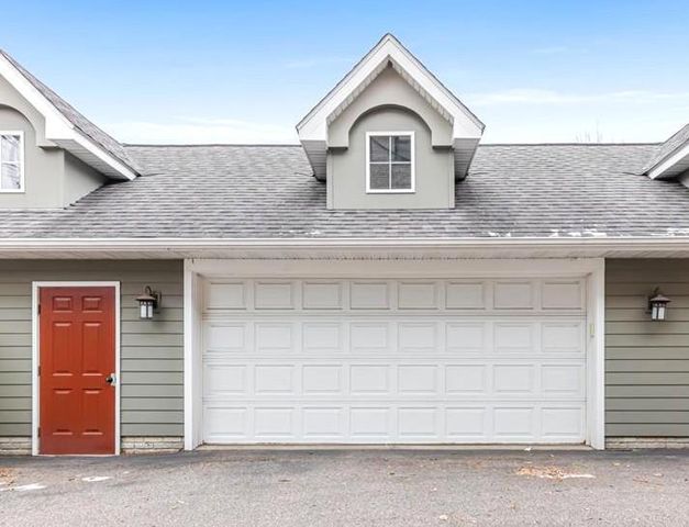 1805 3rd Avenue S 202, Minneapolis, MN 55404