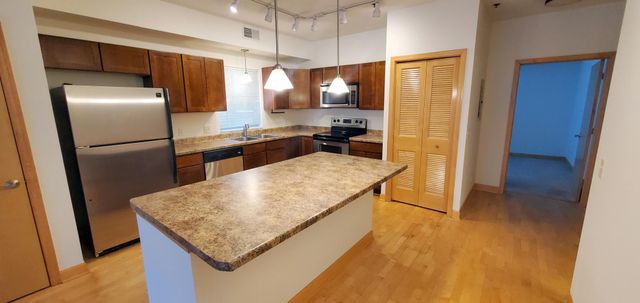 1805 3rd Avenue S 202, Minneapolis, MN 55404