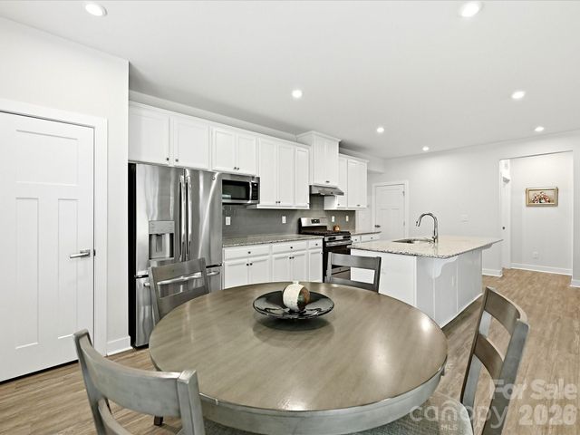 10038 Lilac Court, Charlotte, NC 28215