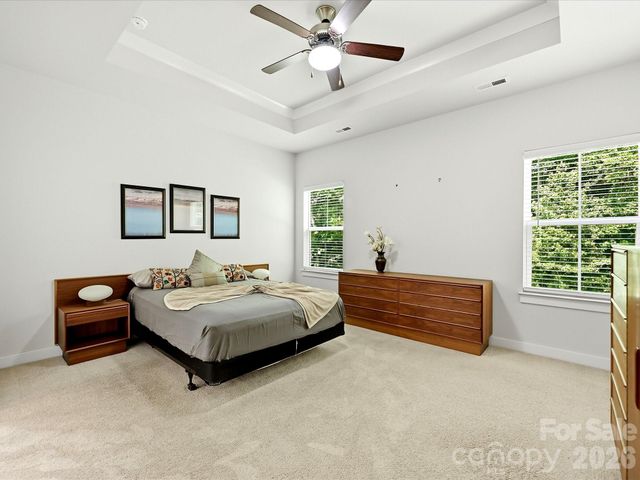 10038 Lilac Court, Charlotte, NC 28215