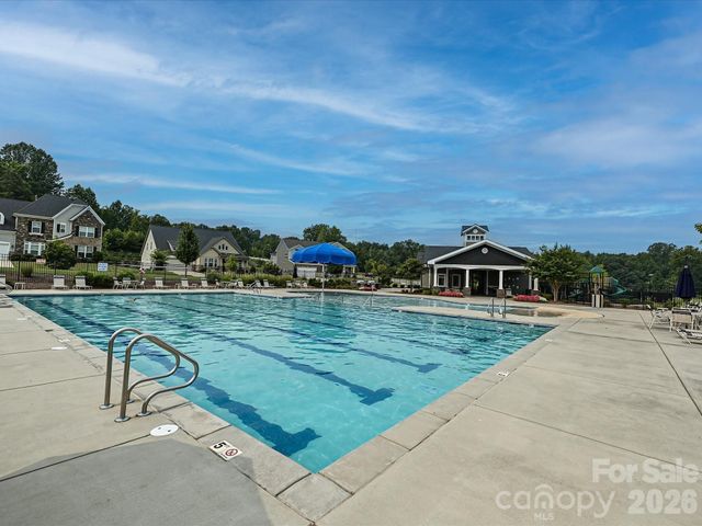 10038 Lilac Court, Charlotte, NC 28215