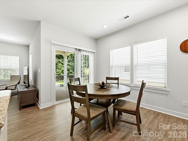 10038 Lilac Court, Charlotte, NC 28215