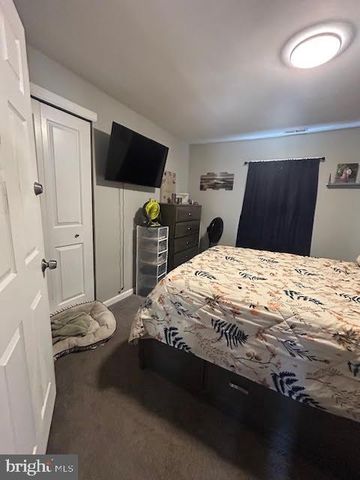 1145 HESSIAN, West Deptford, NJ 08093