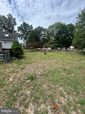 1145 HESSIAN, West Deptford, NJ 08093