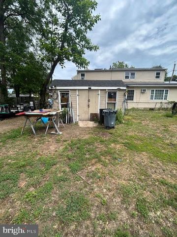 1145 HESSIAN, West Deptford, NJ 08093