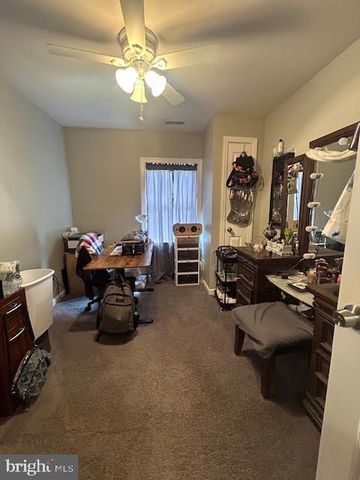 1145 HESSIAN, West Deptford, NJ 08093