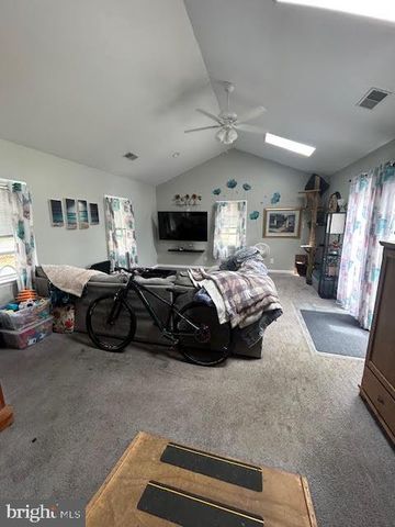 1145 HESSIAN, West Deptford, NJ 08093