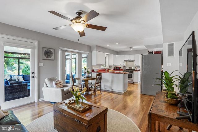 129 FAIRFAX ST, Warrenton, VA 20186