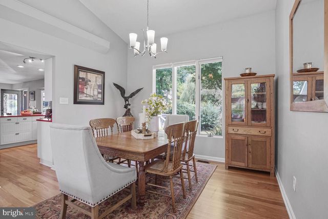 129 FAIRFAX ST, Warrenton, VA 20186