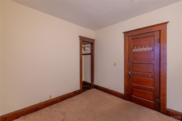 1204 Oak Street 6, Syracuse, NY 13203