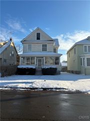 1204 Oak Street 6, Syracuse, NY 13203