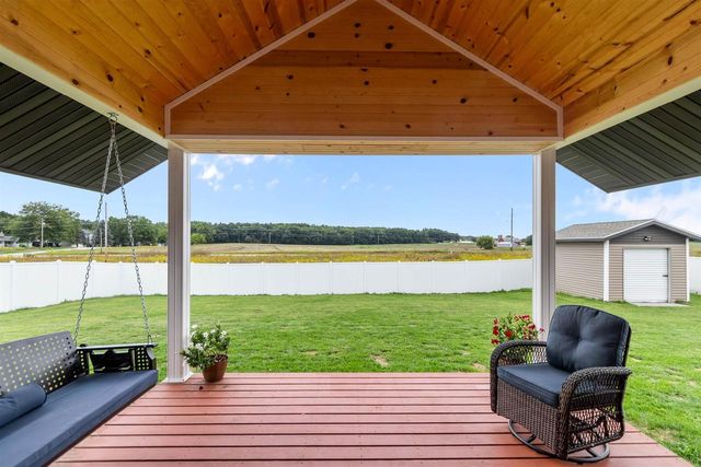 1756 RED OAK STREET, Green Bay, WI 54313