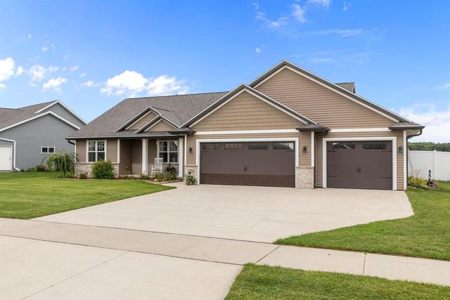 1756 RED OAK STREET, Green Bay, WI 54313