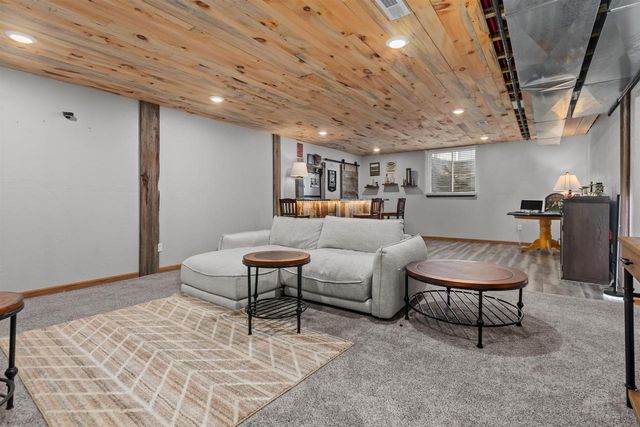 1756 RED OAK STREET, Green Bay, WI 54313