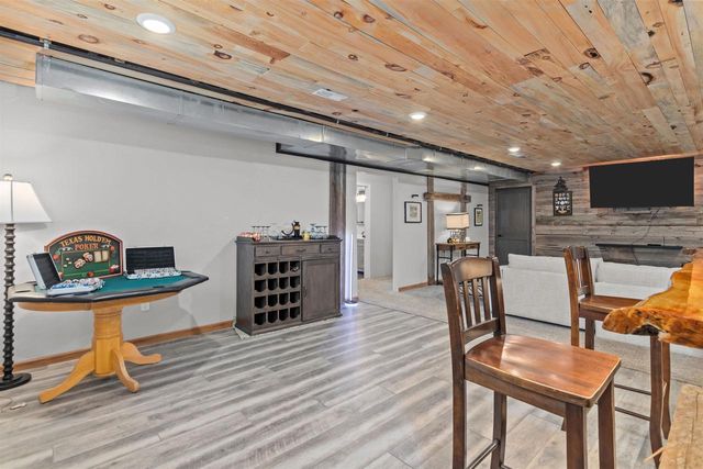 1756 RED OAK STREET, Green Bay, WI 54313