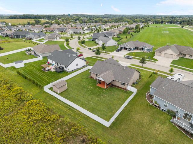 1756 RED OAK STREET, Green Bay, WI 54313