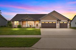 1756 RED OAK STREET, Green Bay, WI 54313