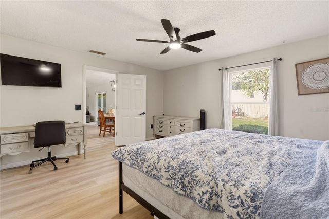 562 GERALDINE DRIVE, Deltona, FL 32725