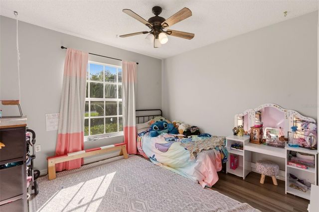 562 GERALDINE DRIVE, Deltona, FL 32725