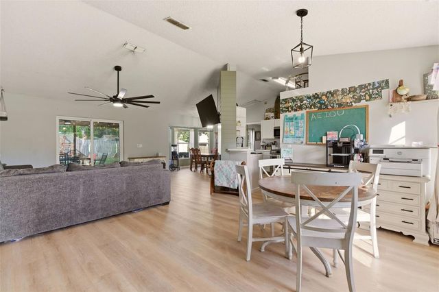 562 GERALDINE DRIVE, Deltona, FL 32725