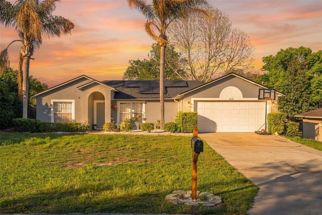 562 GERALDINE DRIVE, Deltona, FL 32725