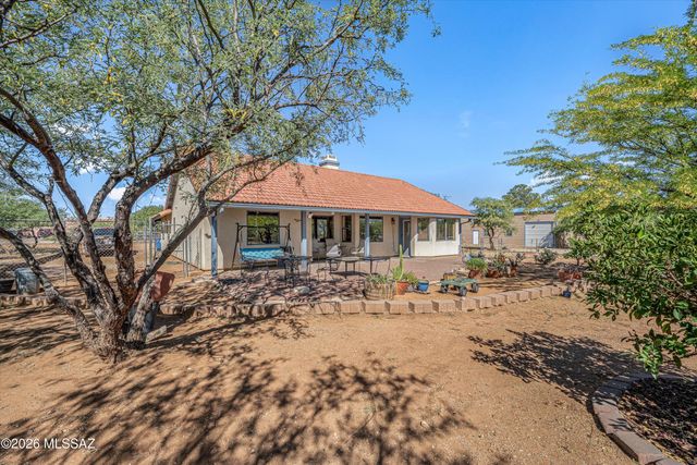 1300 N Reta Drive, Vail, AZ 85641