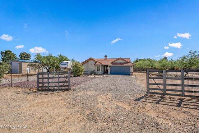 1300 N Reta Drive, Vail, AZ 85641