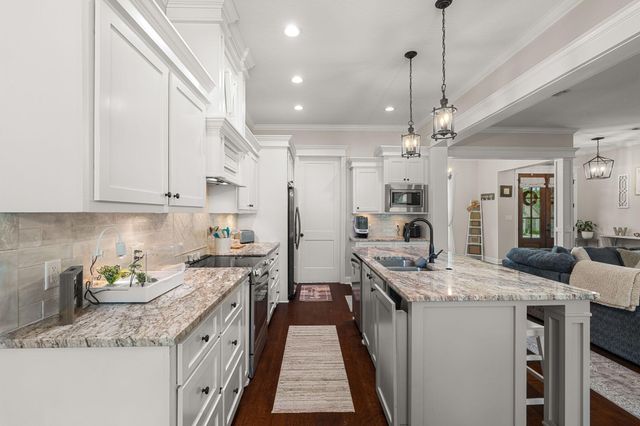 56 Carlsbad, Hattiesburg, MS 39402