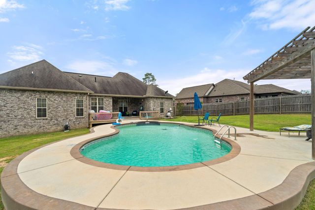 56 Carlsbad, Hattiesburg, MS 39402