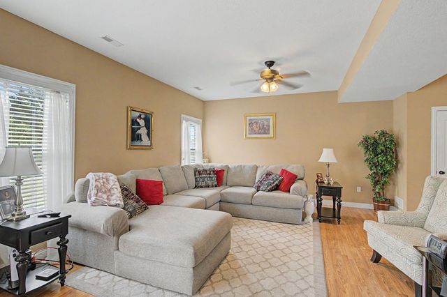 5303 PEBBLE BEACH DR, Columbia, MO 65201