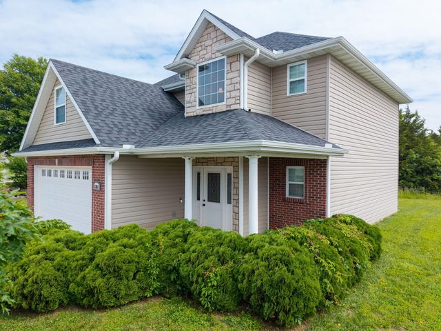5303 PEBBLE BEACH DR, Columbia, MO 65201
