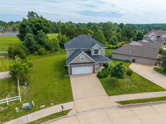 5303 PEBBLE BEACH DR, Columbia, MO 65201