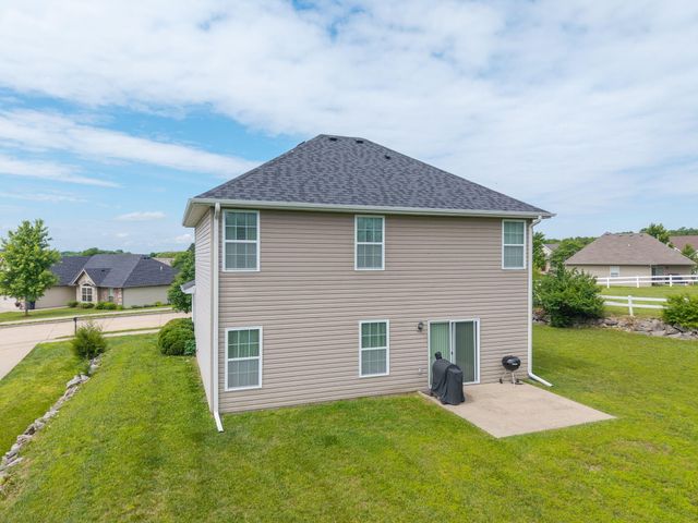 5303 PEBBLE BEACH DR, Columbia, MO 65201
