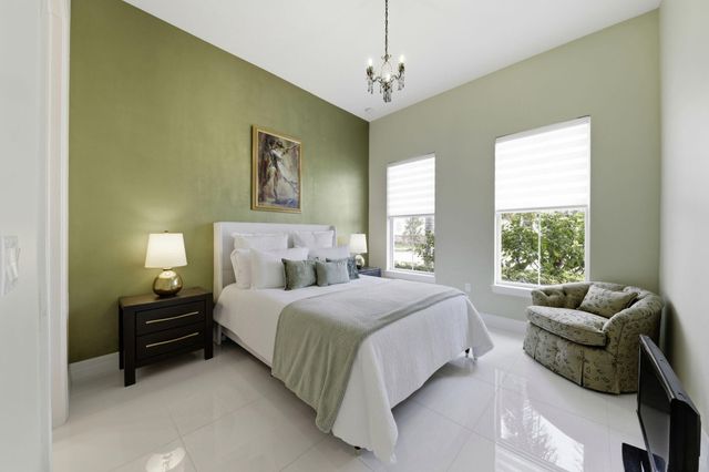 10332 Northbrook Circle, Palm Beach Gardens, FL 33412