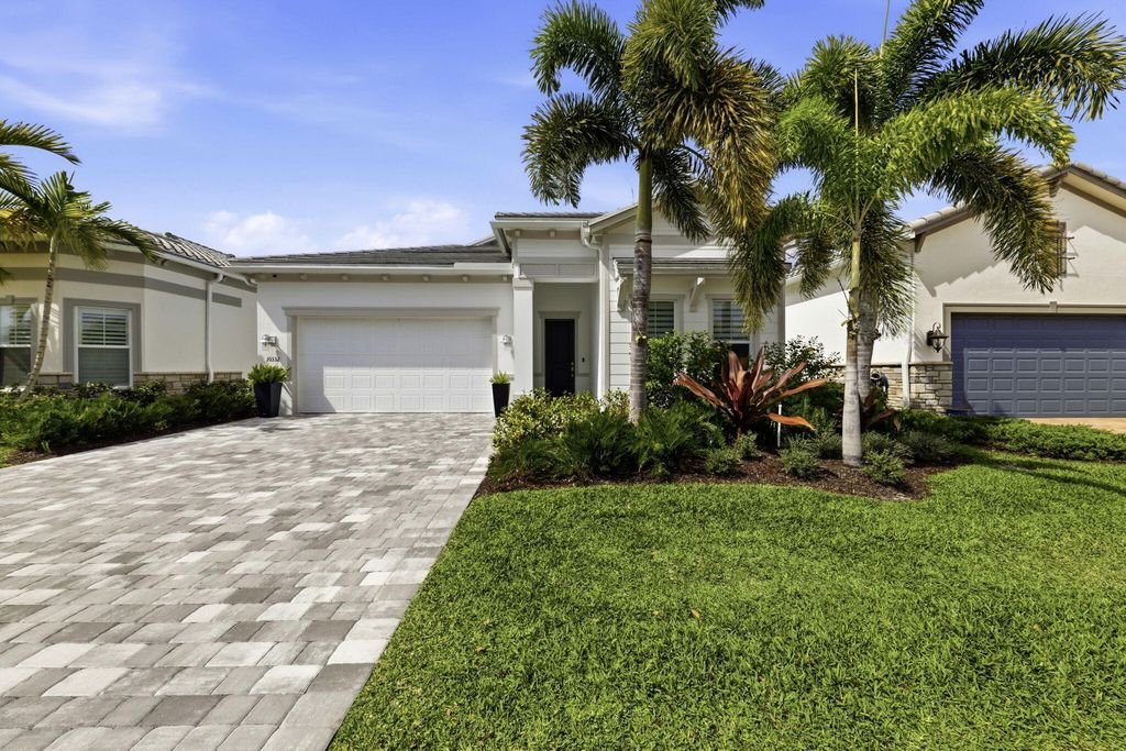 10332 Northbrook Circle, Palm Beach Gardens, FL 33412