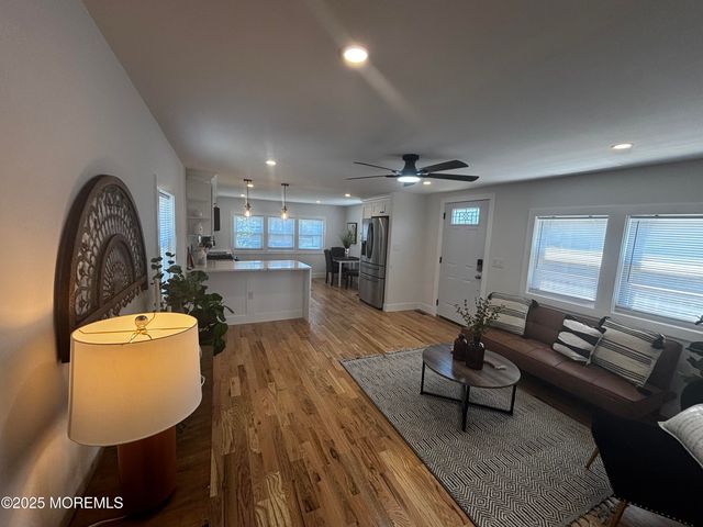19 Shorehaven Park, Hazlet, NJ 07730