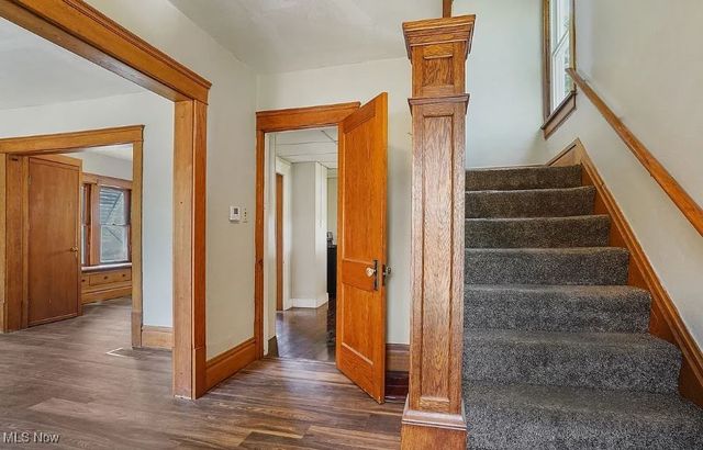 1093 Wyley Avenue, Akron, OH 44306