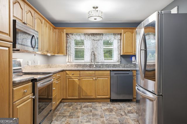 38 Nelson Street, Silver Creek, GA 30173