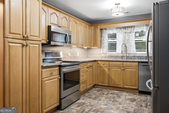 38 Nelson Street, Silver Creek, GA 30173