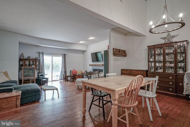 51 HARBOR DR, Hammonton, NJ 08037