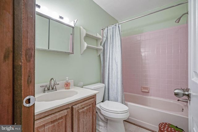 51 HARBOR DR, Hammonton, NJ 08037
