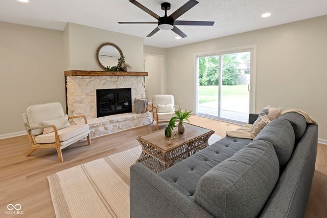 11830 N Gray Road N, Carmel, IN 46033