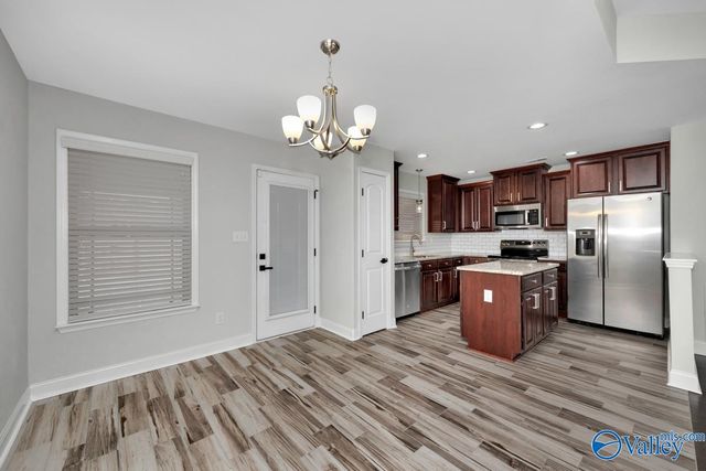 318 Dovington Drive, Huntsville, AL 35806